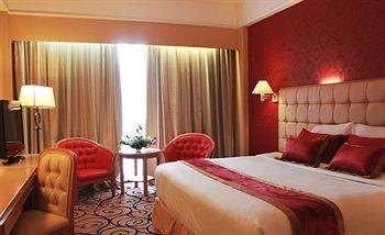 Tiara Medan Hotel & Convention Center エクステリア 写真
